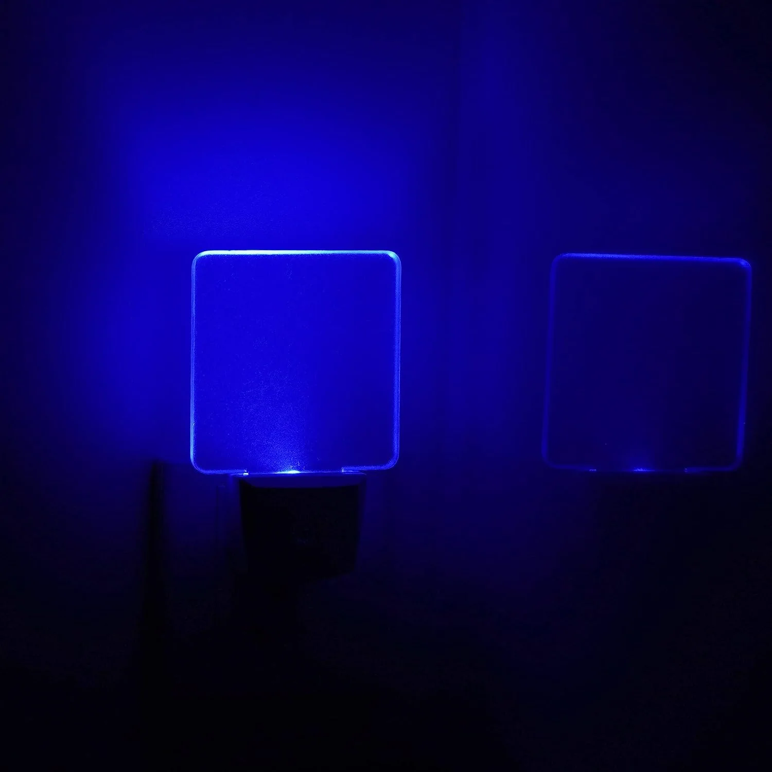 GREENIC Blue Square Night Lights, Dusk to Dawn, 4-Pack